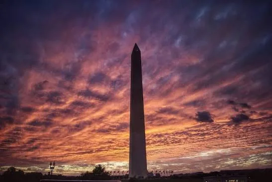 Washington Monument at sunset in Washington DC